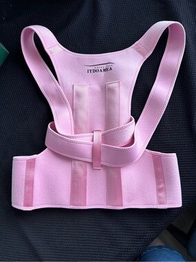 Women’s Pink Posture Corrector Vest